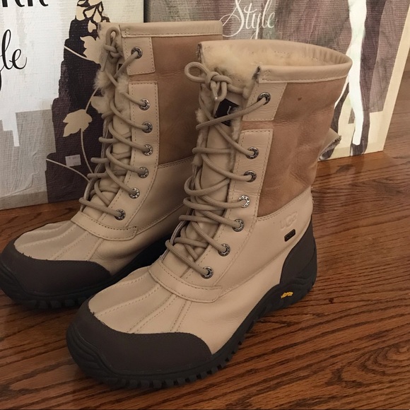 🦋 UGG boot - Picture 1 of 6